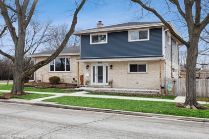 2558 S 5Th Avenue, North Riverside
