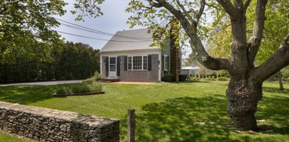 3 Upland Way, Mattapoisett