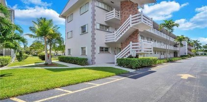 700 Layne Blvd Unit #215, Hallandale Beach