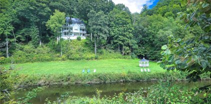 340 Wildflower Trail, Fleetwood