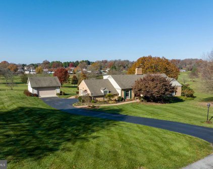 804 N Washington Ridge, West Chester