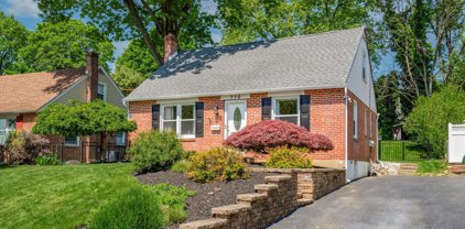 770 Bradford Ter, Springfield
