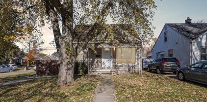 2201 E LINCOLN, Royal Oak