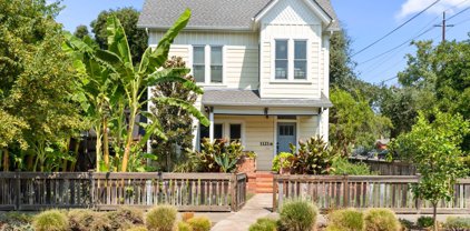 1121 4th Street, Davis