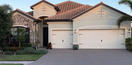 7162 Whittlebury Trail, Lakewood Ranch