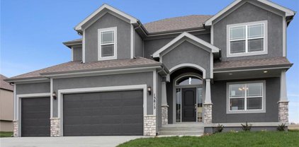 7075 NW Forest Lakes Drive, Parkville