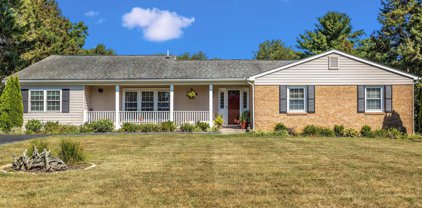 26509 Aiken Dr, Clarksburg