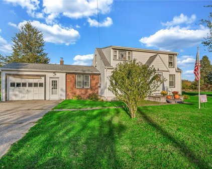 3825 Taylor Road, Orchard Park