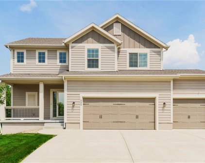 523 Chardonnay Avenue, Raymore