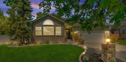 12023 E 37th Ct, Spokane Valley