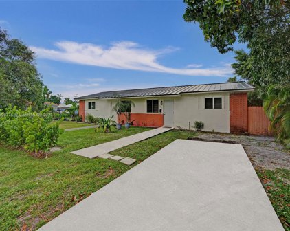 1001 Ne 110 St, Biscayne Park