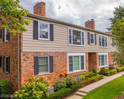 547 N OLD WOODWARD, Birmingham