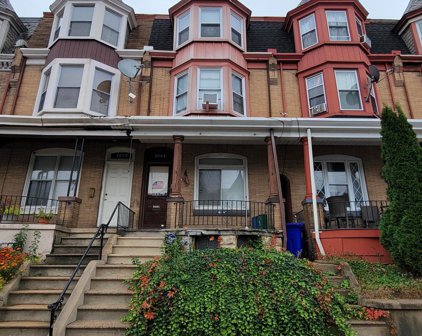 1041 N 10th St, Reading