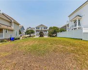 2401 Bay Oaks Place Place, North Norfolk image