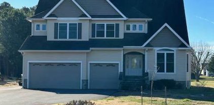 211 Bentons Pleasure Rd, Chester