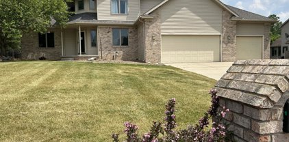 1512 Settlers Hill Drive, Lansing