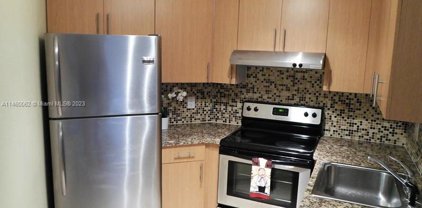 210 Lake Pointe Dr Unit #212, Oakland Park