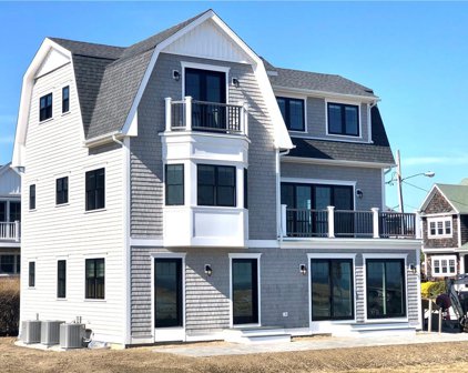 2 Gaspee  Road, Narragansett
