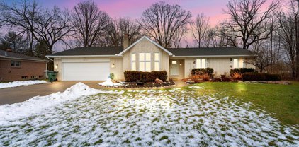 8855 MESSMORE, Shelby Twp