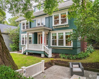 768 Belmont Place E, Seattle