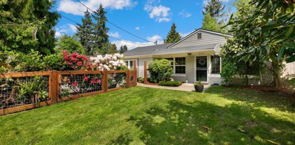 2016 NE 137th Street, Seattle