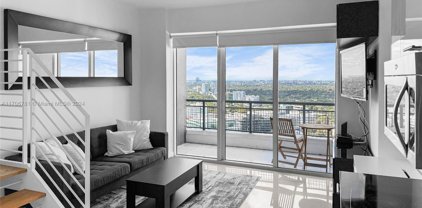 60 Sw 13th St Unit #2409, Miami