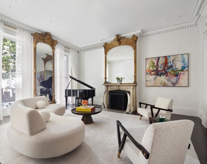 118 W 12th  Street Unit NA, New York