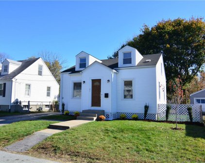 21 Cornell Avenue, East Providence