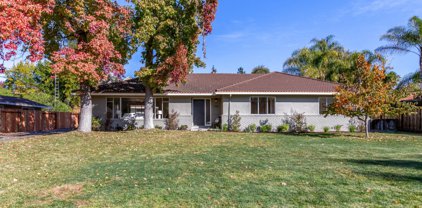 1755 Mora CT, Los Altos