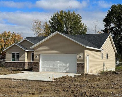 4433 River, East China Twp