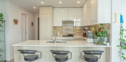 1888 Gilmore Avenue Unit 1305, Burnaby