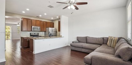 945 Sw 147th Ave Unit #2012, Pembroke Pines