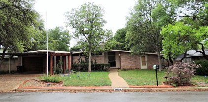 2922 Chisholm Trail, San Antonio
