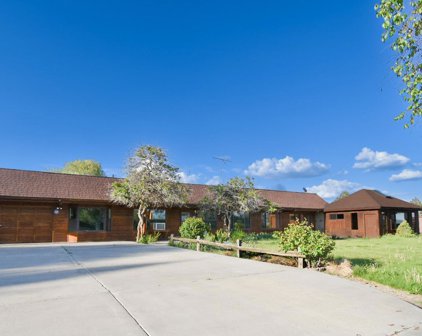 940 SW Crescent Rd, Sunnyside