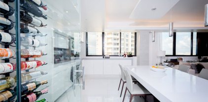 540 Brickell Key Dr Unit #1820, Miami