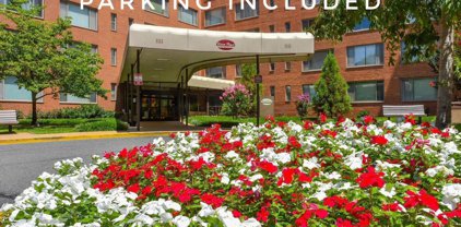 1111 Arlington Blvd Unit #643, Arlington