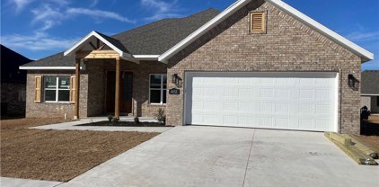 4032 E Utica  Lane, Fayetteville
