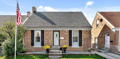 4240 Custer Avenue, Brookfield