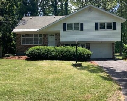 155 Boxwood Drive, Rotterdam
