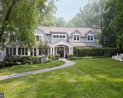4919 Cumberland Ave, Chevy Chase