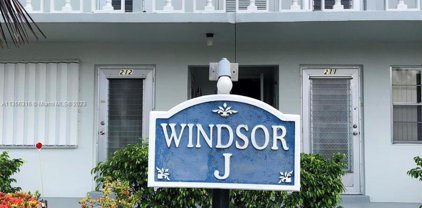 218 Windsor J Unit #218, West Palm Beach