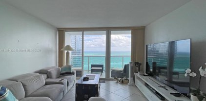 100 Bayview Dr Unit #2107, Sunny Isles Beach