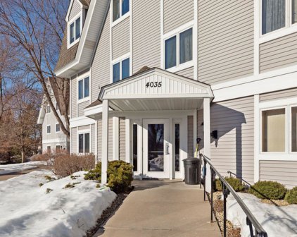4035 Victoria Street N Unit #218, Shoreview
