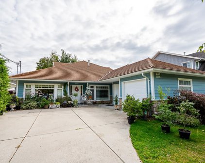 4552-56 51 Street, Delta
