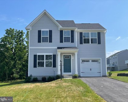 1235 Charlotte St, Hagerstown