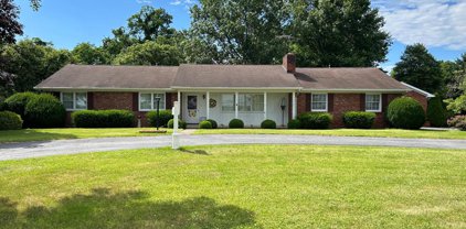 671 Ropp Dr, Martinsburg