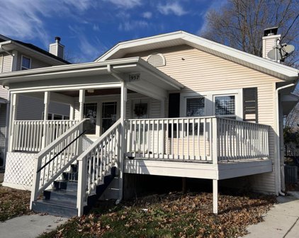 957 Sherman Avenue, Janesville