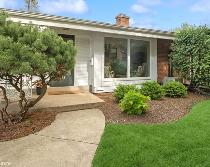 318 Linden Avenue, Wilmette