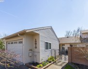 15810 SW GREENS WAY, Tigard image