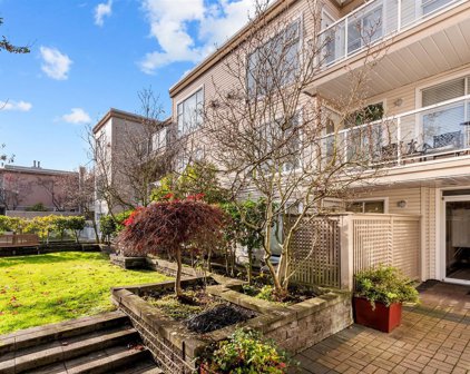 1153 Vidal Street Unit 311, White Rock